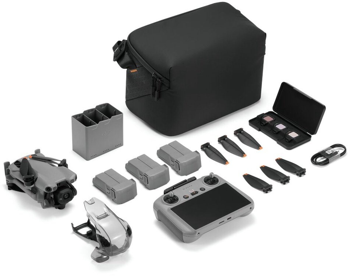 DJI DJI Mini 5 Pro - Fly More Combo - including RC331 Smart Controller