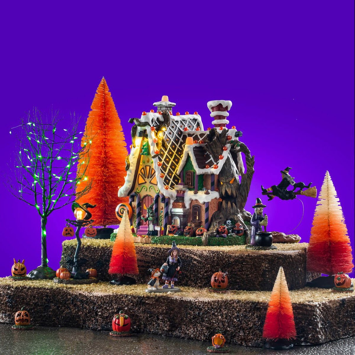 Halloweenminiatuur The Candy Witch Cottage Kit 18x52x27 cm - Lemax