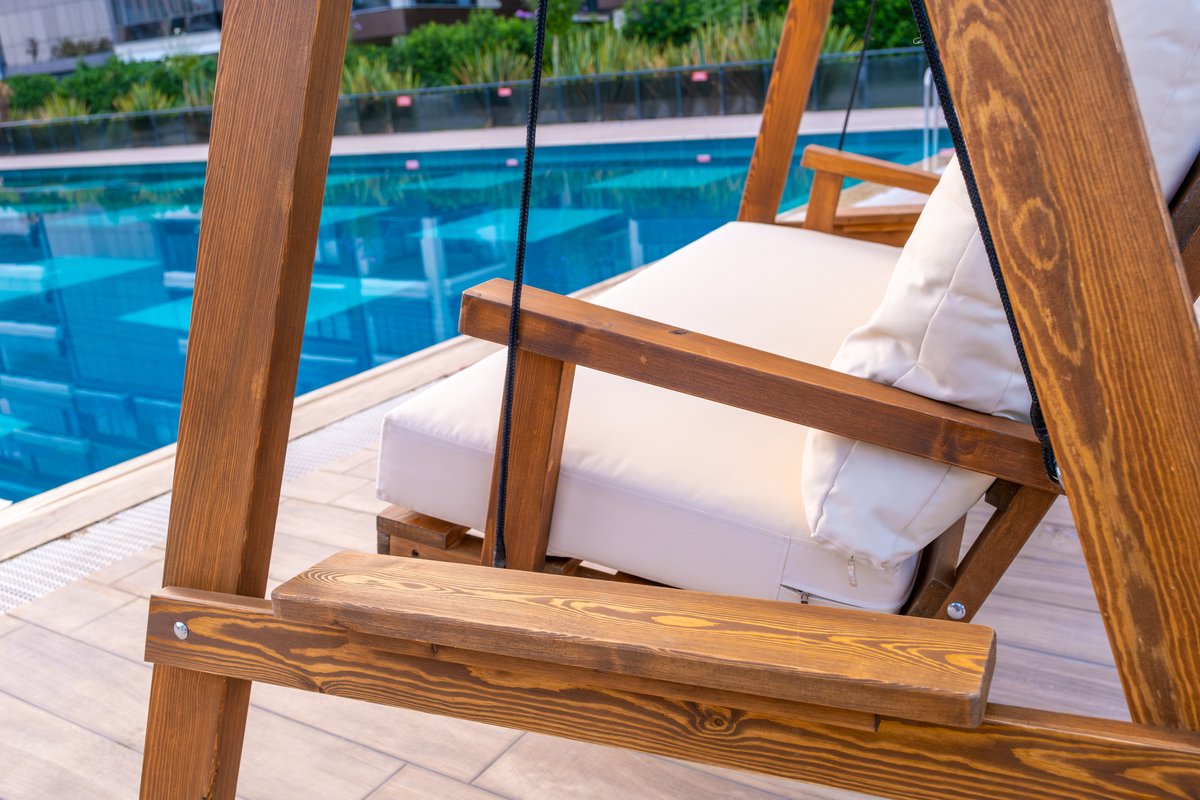 Westmann Pera 2000 houten hollywood schommelbank 116x203x180 cm beige