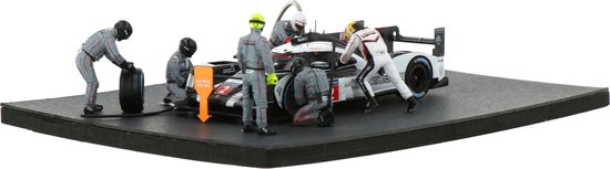 Porsche 24H Le Mans Pit Crew Spark 1:43 43AC011