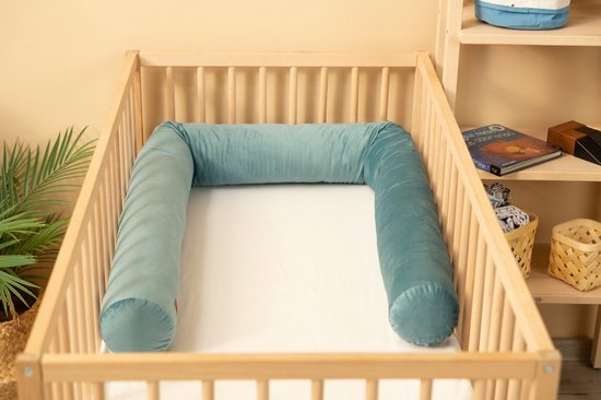 Sensillo Baby - Bed Bumper Roller Velvet - Emerald Groen - 200 cm - 15 cm diameter - Boxrand - Bedbumper - Stoorand - Boxomrander