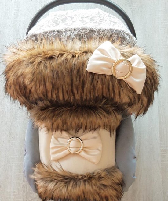 Voetenzak met  imitatiebont