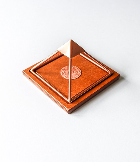 Meru Piramide (klein)