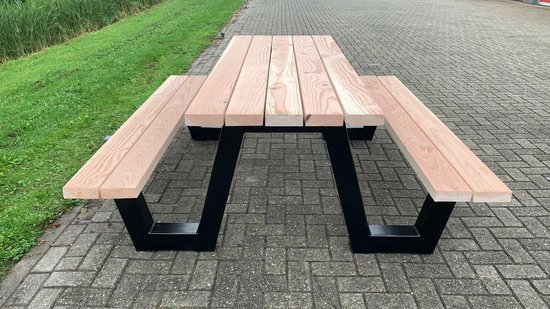Picknicktafel| stalen frame| douglas hout| robuuste tuintafel| industrieel | 200 cm| tuintafels| Lariks hout| industriele picknicktafel| stalen N poten frame
