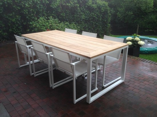 Tuinset San Remo (6 witte stoelen + teak)