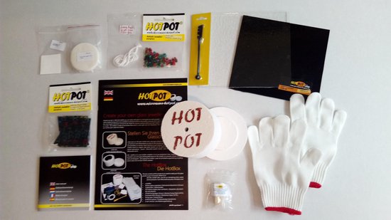 HotBox: volledig startpakket magnetron-fusing met een grote HotPot. Maak sieraden en glaskunst in de magnetron met de HotPot.
