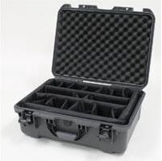Nanuk 935 Case w/padded divider - Graphite
