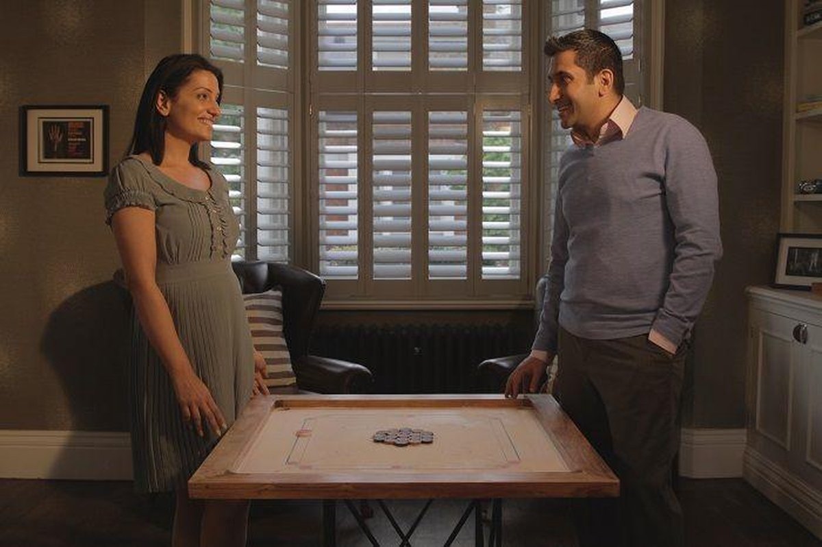 Tournament Carrom Set- 12kg, Topspiel aus Asien, inkl. Tasche für die Steine Top Kwaliteit Klasse en Geweldig