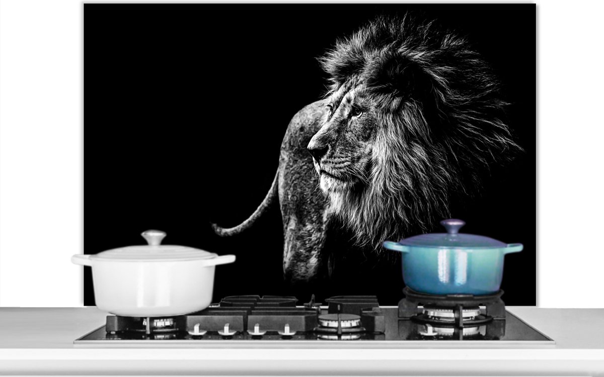 Spatscherm Keuken - Kookplaat Achterwand - Spatwand Fornuis - 100x65 cm - Dieren - Wild - Leeuw - Zwart - Wit - Aluminium - Wanddecoratie - Muurbeschermer - Hittebestendig