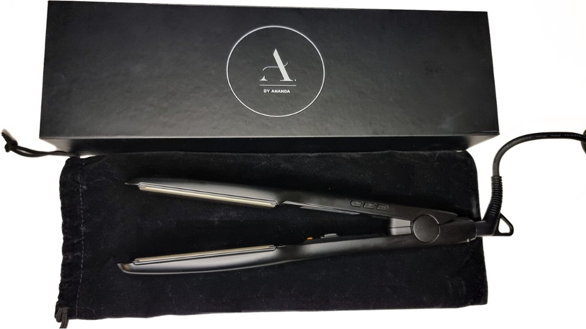 By Ananda Professionele Salon Stijltang incl Opbergzakje - 75º t/m 250ºC - Keramisch - Brede platen.