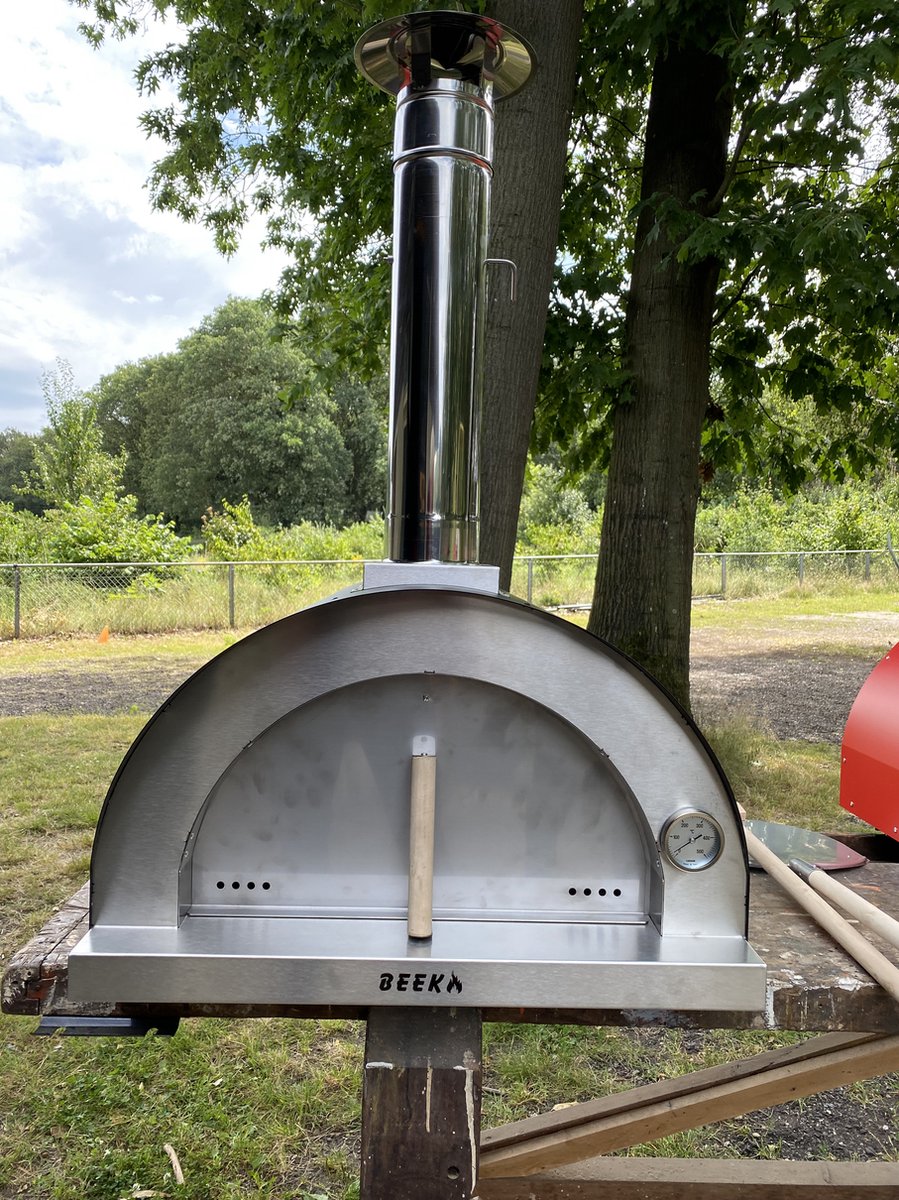 BEEK - Classico 70 - pizzaoven inclusief Hoes Pizzaschep en ovenborstel - houtgestookt - Zwart - tot 2 pizza's tegelijk