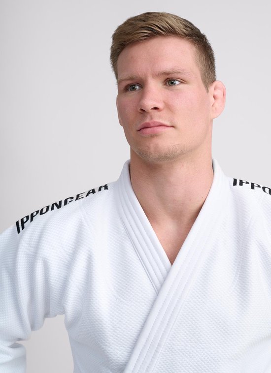 Ippon Gear Legend 2 IJF witte jas slimfit (Maat: 170)