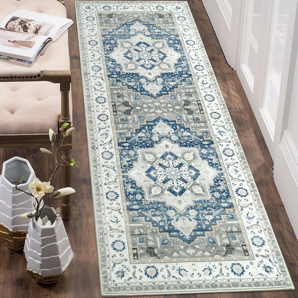 Loper, wasbaar, antislip vloerkleed met bloemenpatroon, vloermat voor gang, vlekbestendige tapijtloper voor hal, beige-blauw, 60 x 230 cm