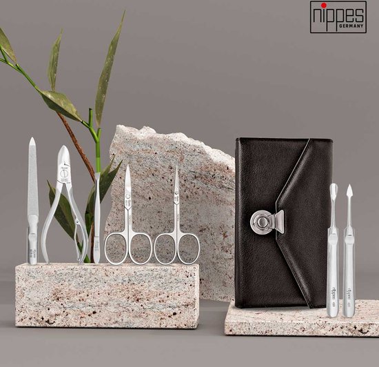 Nippes Solingen Manicure set 7-delig - RVS – LOCKS - Zwart Leren Etui - Handgemaakt