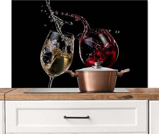 KitchenYeah® Spatscherm keuken 100x65 cm - Kookplaat achterwand - Wijn - Wijnglazen - Muurbeschermer hittebestendig - Spatwand fornuis - Hoogwaardig aluminium - Aanrecht decoratie - Keukenaccessoires