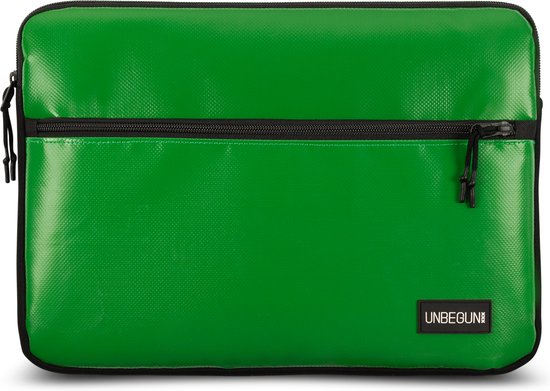 MacBook Air 15 inch case met vak (van gerecycled materiaal) - Groene laptop sleeve/hoes voor de MacBook Air 15 inch M2 (2023)