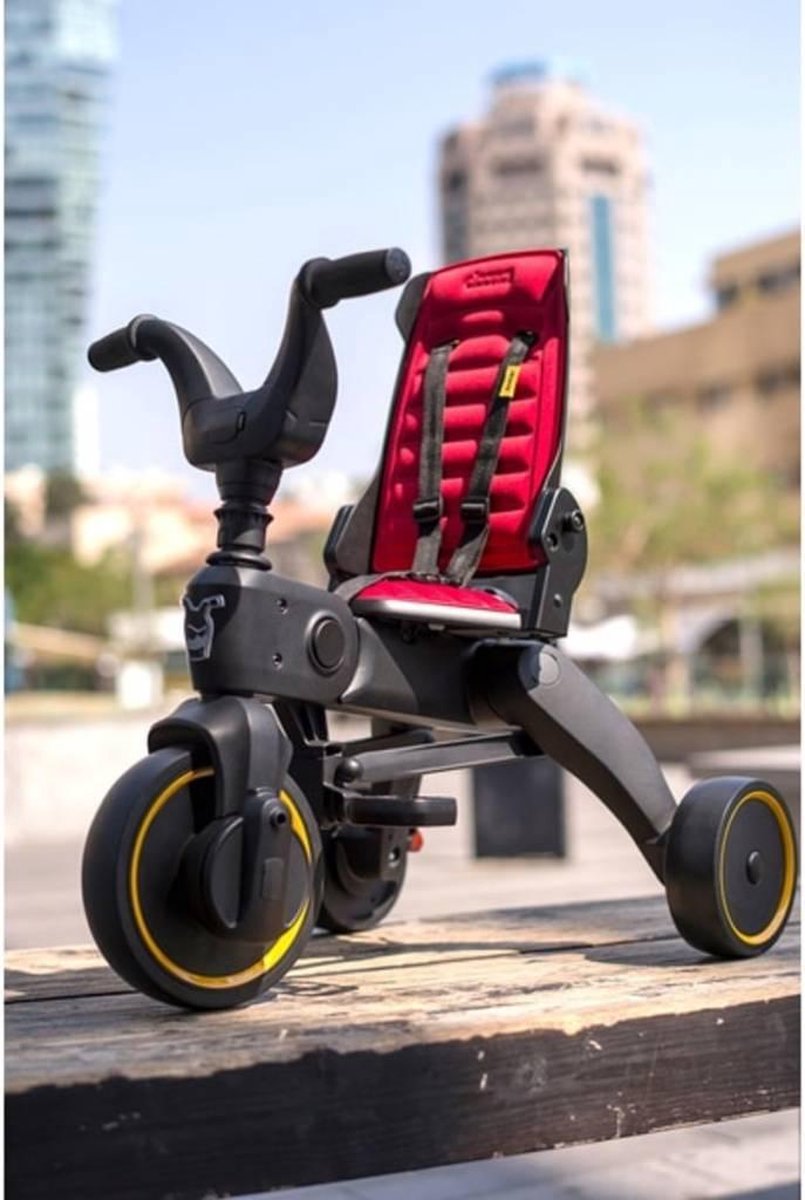 Doona Liki Trike S3 Opvouwbare Driewieler - Flame Red