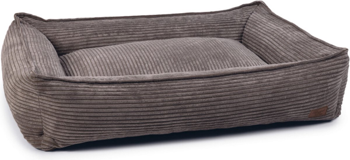 Designed by Lotte hondenmand Ribbed Bruin 95 x 80 cm