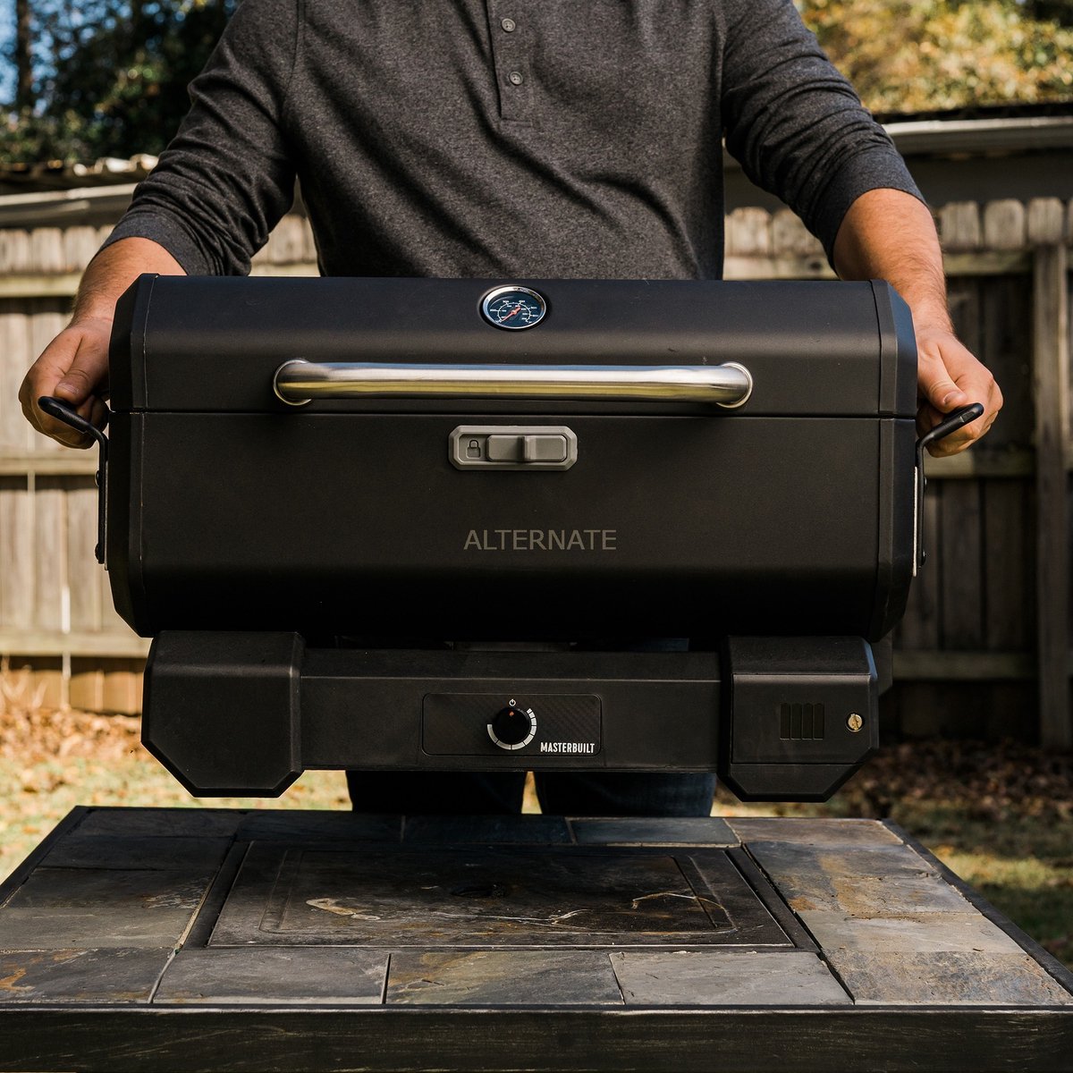 Draagbare houtskoolbarbecue en -rookoven met kar Barbecue