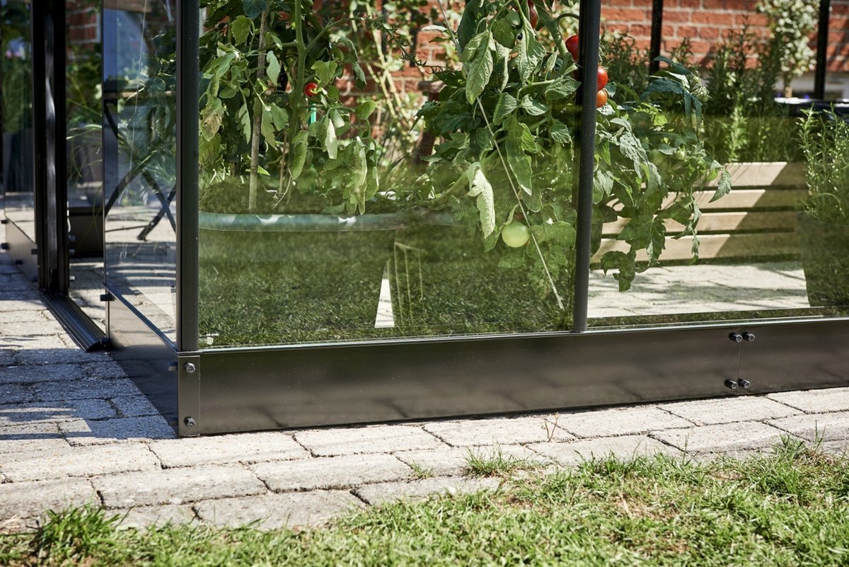 Fundering Qube 812, zwart Halls - Royal Well