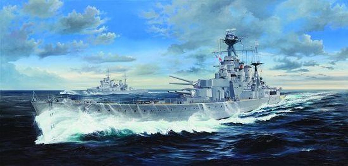 Trumpeter 1/200 HMS Hood Battle Cruiser
