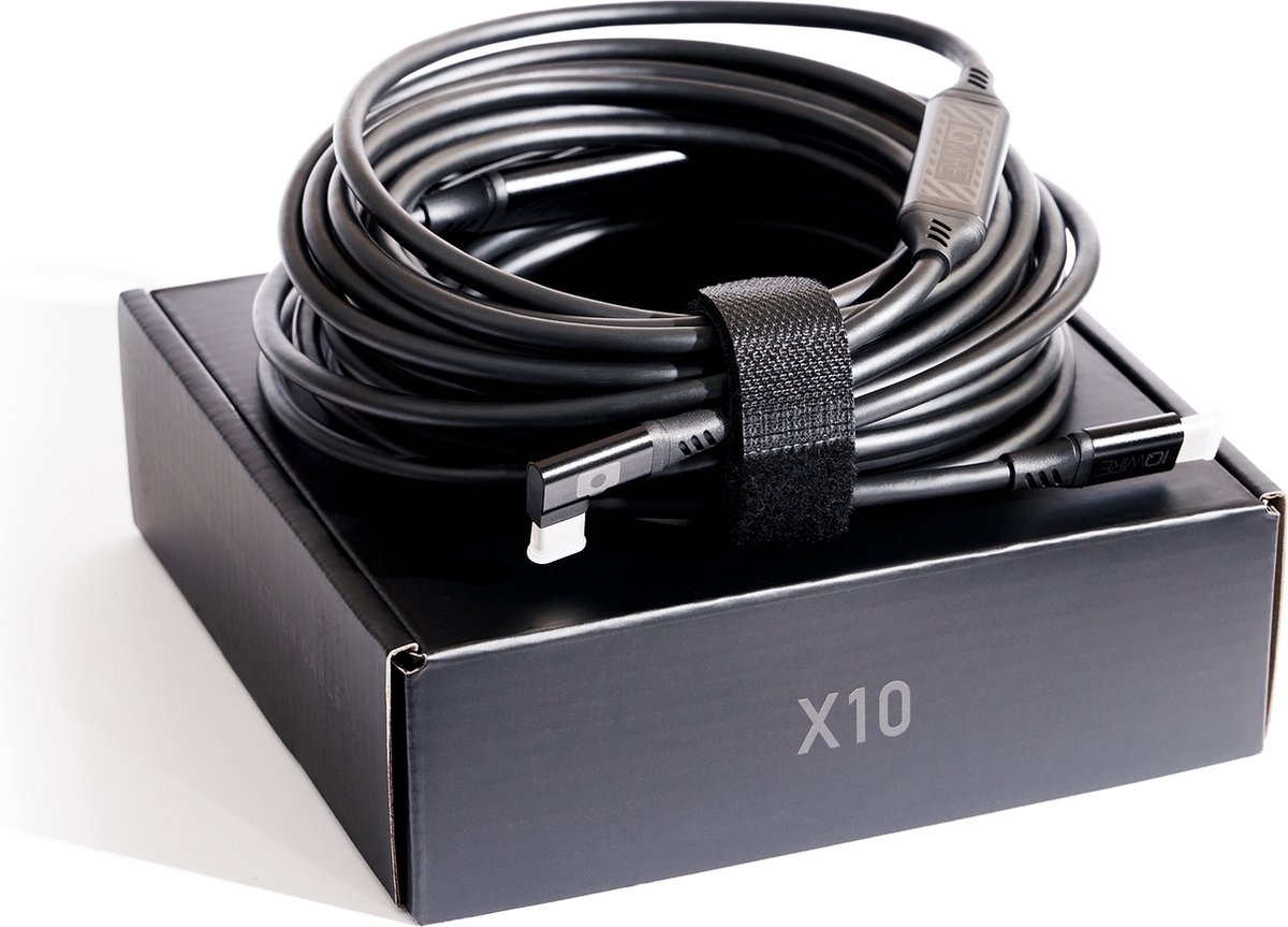 IQwire 33' (10m) USB C To C Right Angle