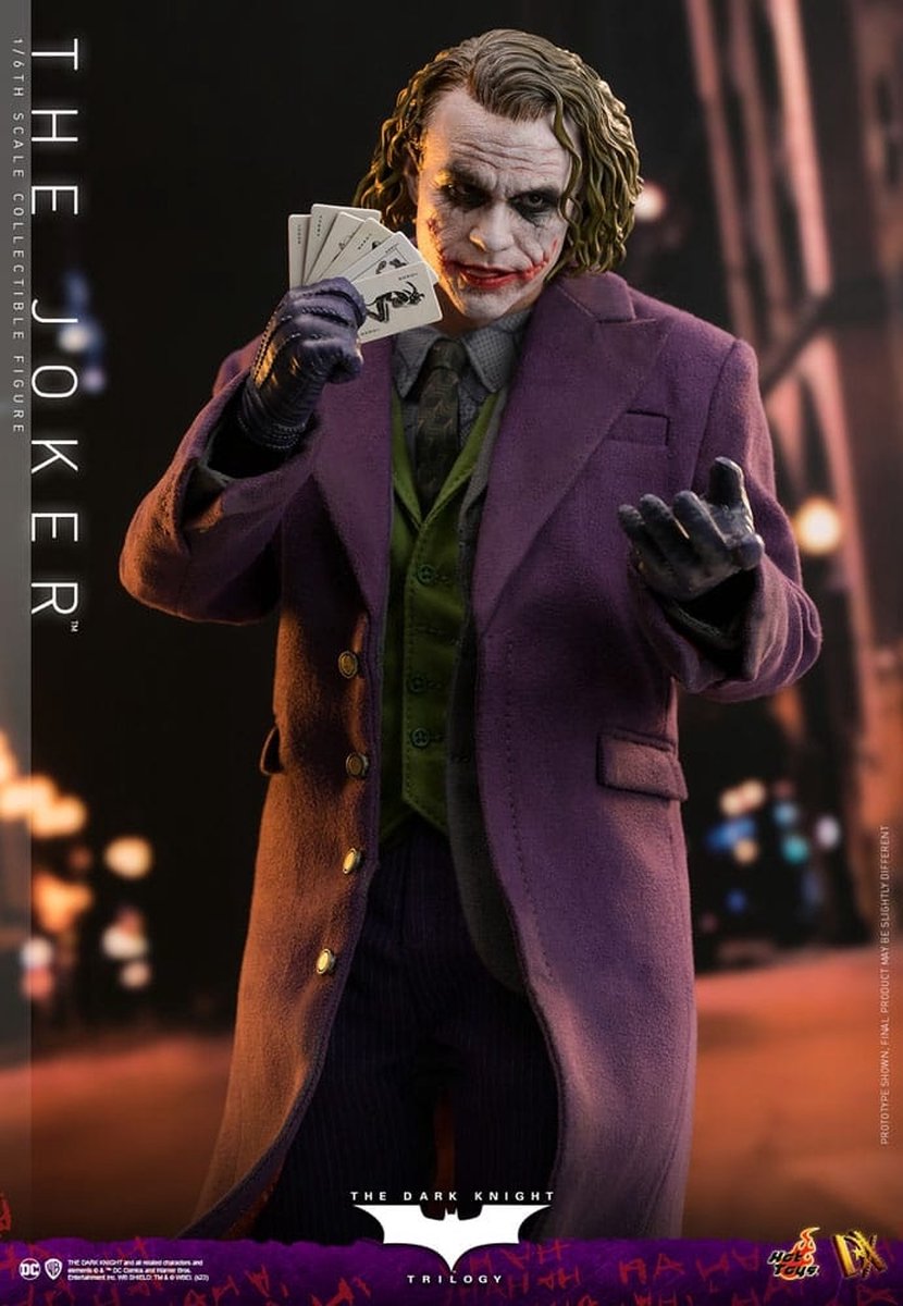 Hot Toys The Dark Knight Action Figure The Joker