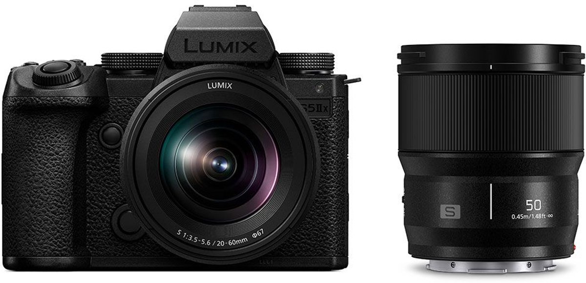 Panasonic LUMIX S5II X + 20-60mm f/3.5-5.6 + 50mm f1.8