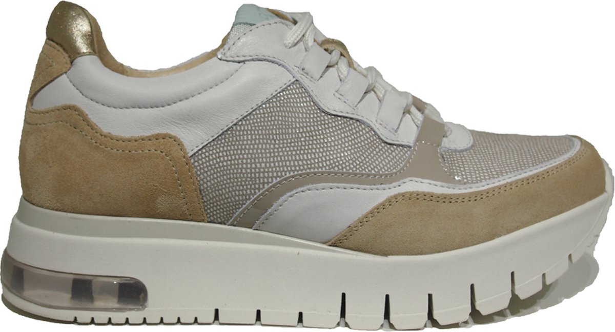 AQA Shoes A8321 Sneakers
