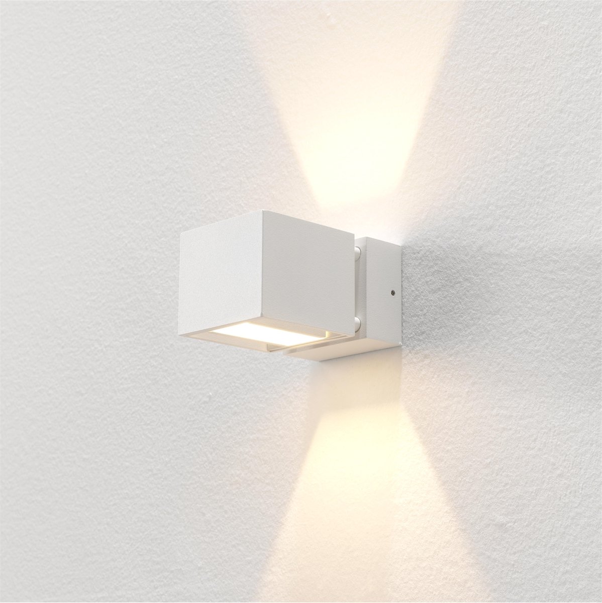 Artdelight Bfeld - Buiten Wandverlichting - 12,3 X 8 X 6,8 Cm - 2 X 3W LED Incl. - IP54 - Wit