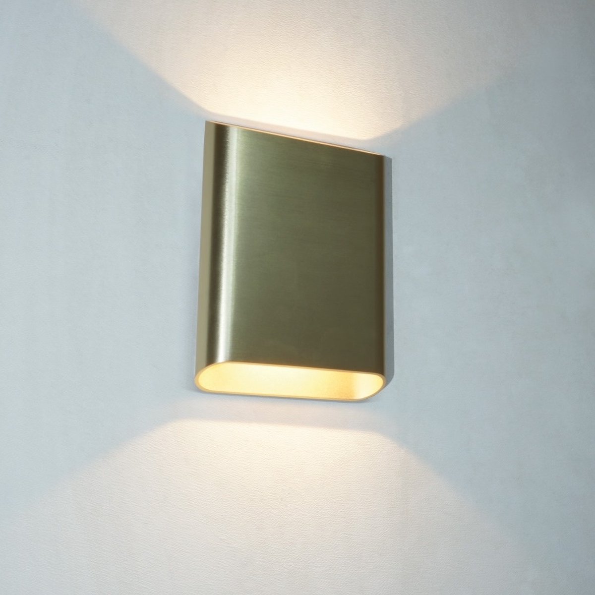 Artdelight Diaz Large - Wandverlichting - 4 X 14,5 X 20 Cm - 2 X 6W LED Incl. - IP65 - Geborsteld Goud