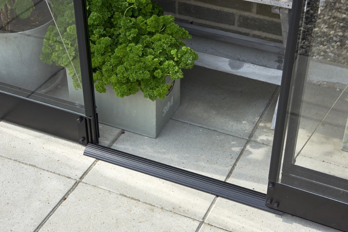 Fundering Fundering Qube Lean-to 24 Halls Greenhouses Royal Well - Royal well