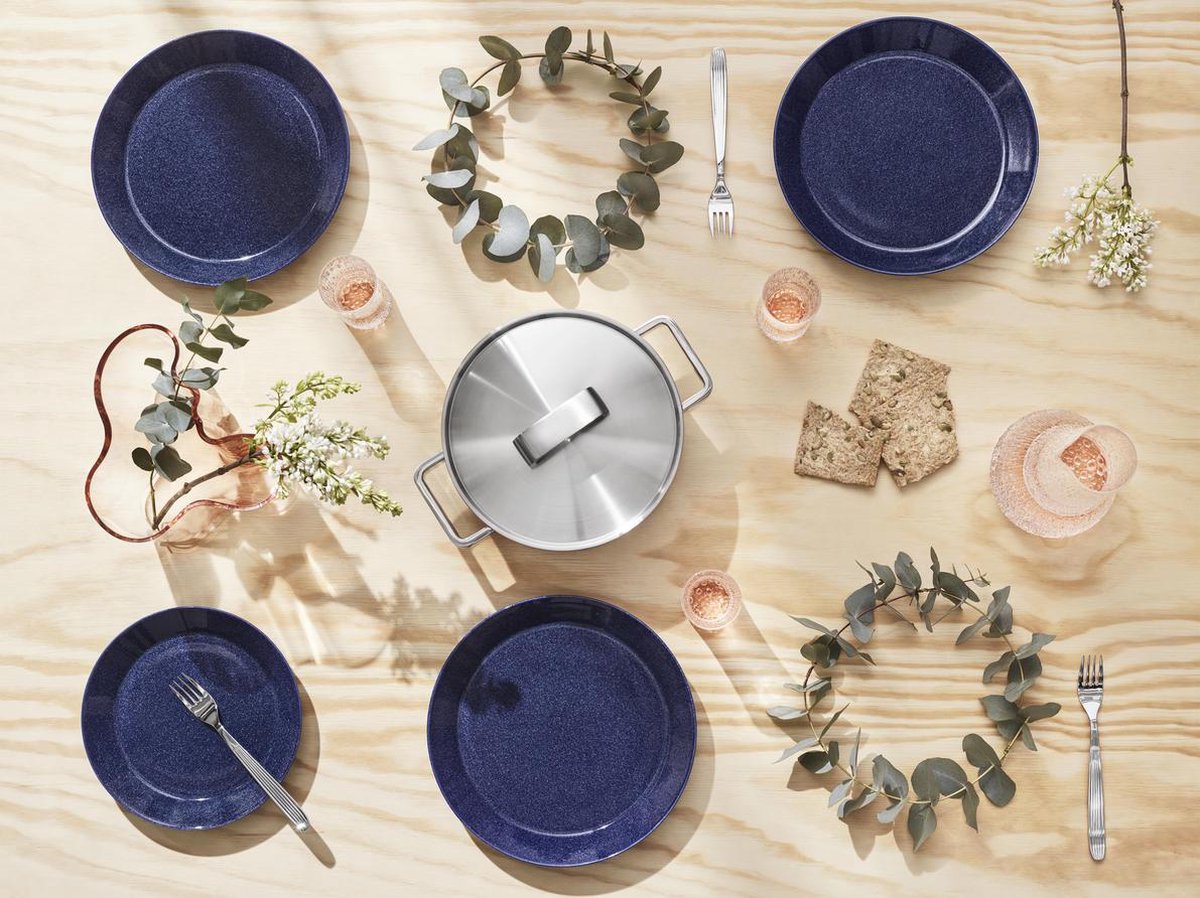 IITTALA - Tools - Kookpan met deksel 18cm 2,00l