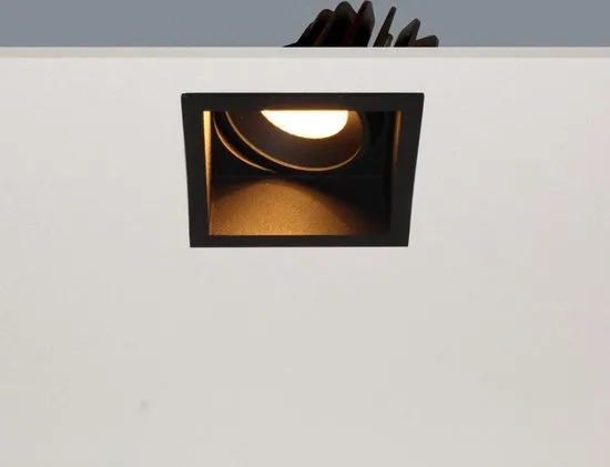 Inbouwspot Vibs Zwart - 9x9cm - LED 10W 2700K 900lm - IP44 - Dimbaar > inbouwspot binnen zwart | inbouwspots badkamer zwart | inbouwspot keuken zwart | inbouwspot zwart| spot zwart | led lamp zwart