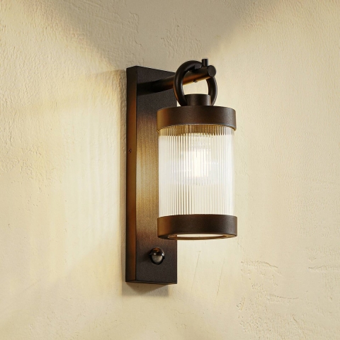 Lindby - Yrene Fluted Buiten Wandlamp w/Sensor Zwart