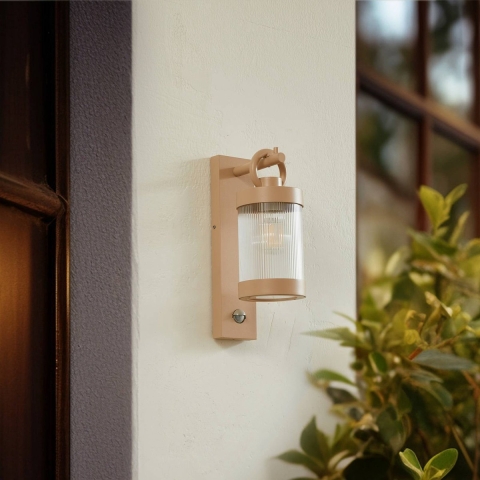 Lindby - Yrene Fluted Buiten Wandlamp w/Sensor Beige