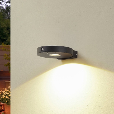 Lucande - Tavon Round LED Zonnecel Wandlamp Dim. w/Sensor Zwart