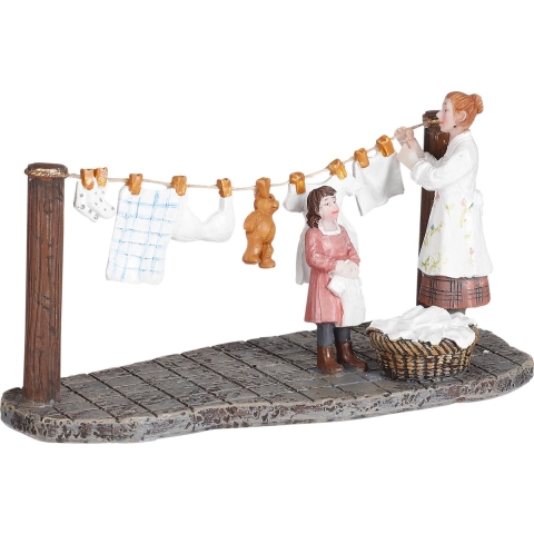 Paula helping mommy - l13xb6xh7cm - Luville