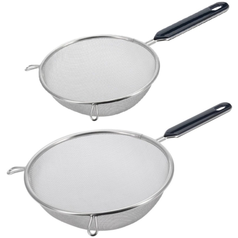 Westmark Keuken vergieten - 2x stuks - met handvat - zwart/zilver - rvs - D20 en D16 cm -
