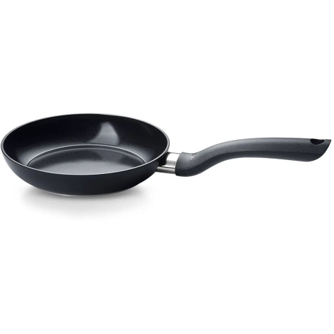 Fissler Essential Koekenpan 24 cm Zwart