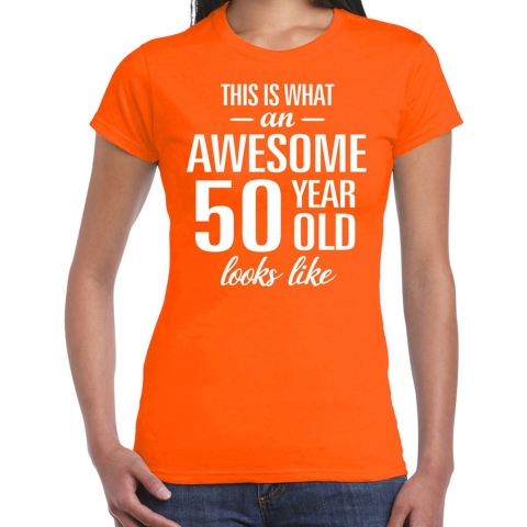 Awesome 50 year Sarah cadeau t-shirt oranje dames XL -