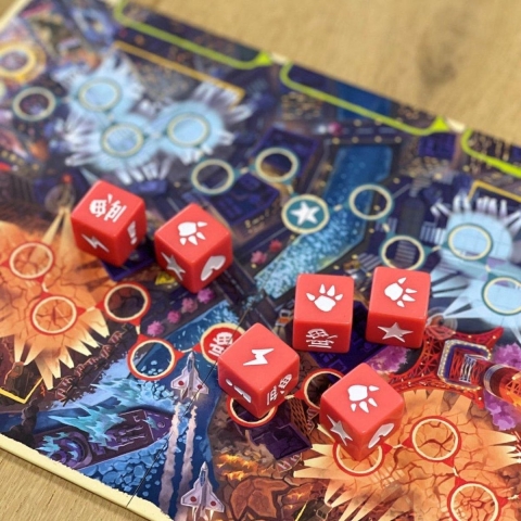 King of Tokyo: Duel (NL)  | Tweespeler Dobbelspel | White Goblin Games​