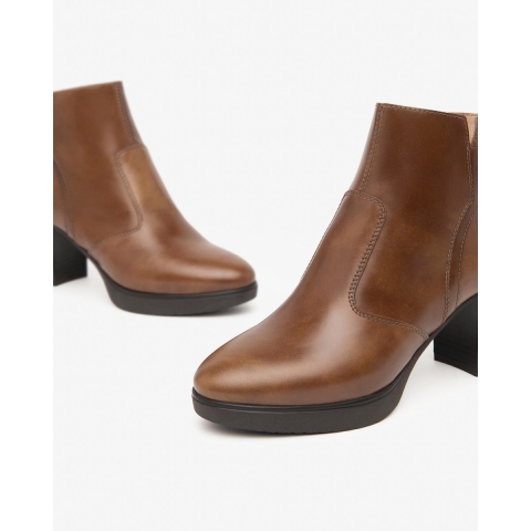 Nero Giardini Enkellaarsjes