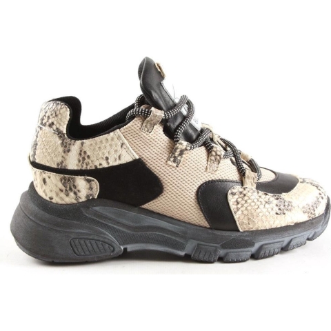 People of Shibuya Gagu gewatteerde jas