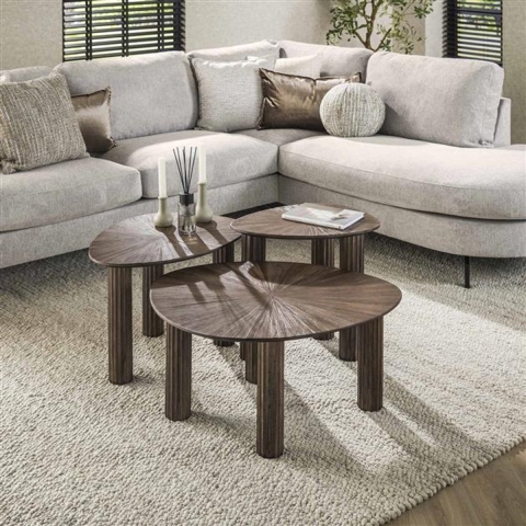 Hoyz bijzettafel driehoek maya teak teak rust brown set van 3