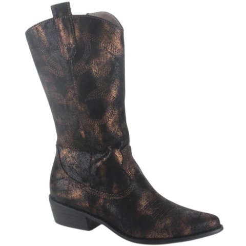 Laura Vita Nhicnio 28