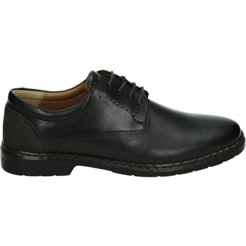 Alastair 01 is een heren smart-casual schoen