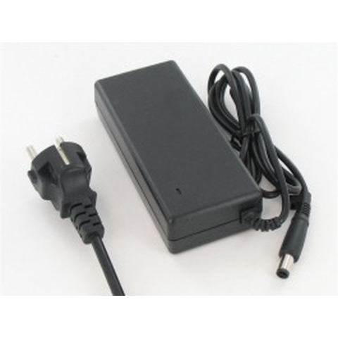Blu/Basic Laptop AC Adapter 18.5V 90W