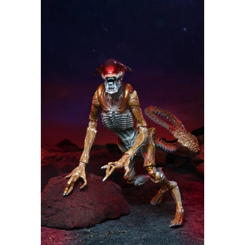 Aliens: Kenner Tribute Panther Alien 7 inch Action Figure