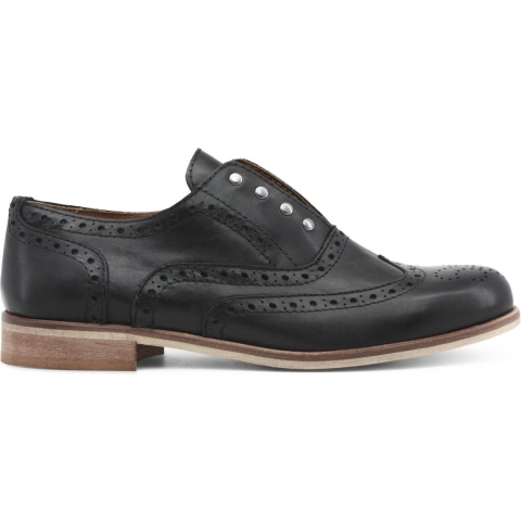 Wingtip Studded Oxfords